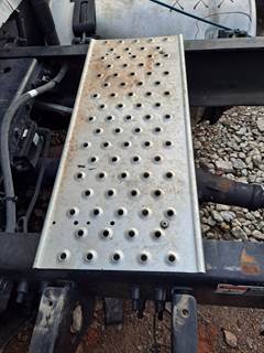 Freightliner Cascadia 125 Deck (Catwalk) Step for a Freightliner CASCADIA 125 2018UP