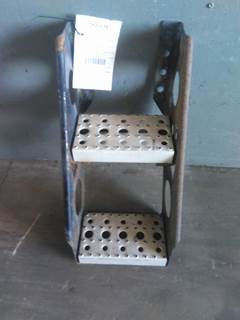 Freightliner Cascadia 125 Deck (Catwalk) Step