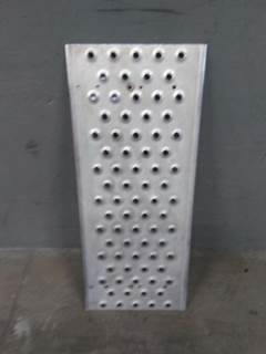 Freightliner Cascadia 125 Deck (Catwalk) Step