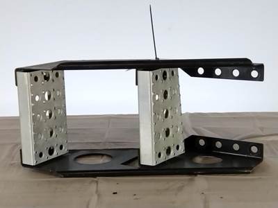 Freightliner Cascadia 125 Frame Step