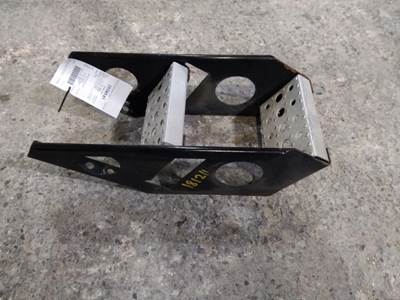 Freightliner Cascadia 125 Frame Step