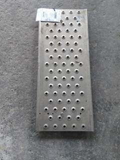 Freightliner Cascadia 126 Step