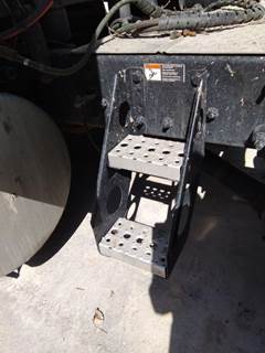 Freightliner Cascadia 126 Left Frame Step