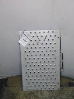 Freightliner Cascadia 126 Frame Step