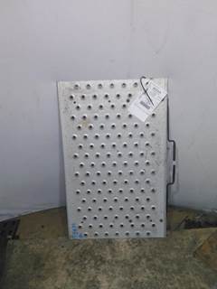 Freightliner Cascadia 126 Frame Step