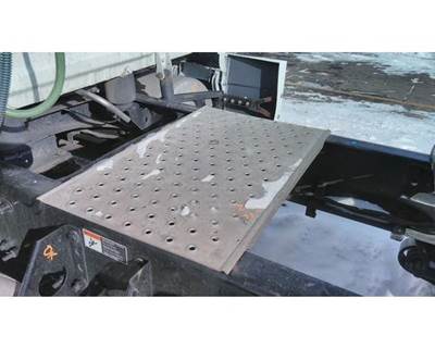 Freightliner Cascadia 126 Frame Step