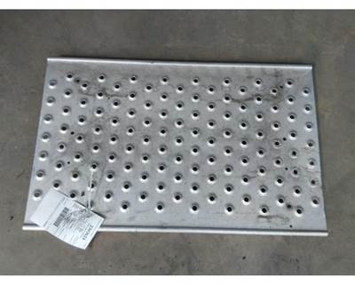 Freightliner Cascadia 126 Frame Step