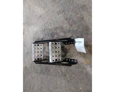 Freightliner Cascadia 126 Frame Step