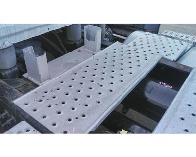 Freightliner Cascadia 126 Frame Step