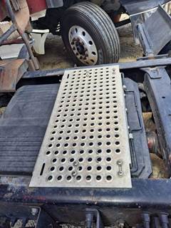 Freightliner Century Class 120 Step for a Freightliner CENTURY 120