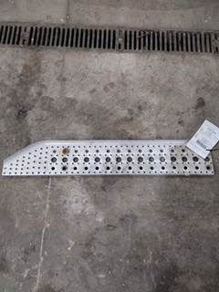Freightliner Century Class 120 Right Tank Step for a Freightliner CENTURY 120