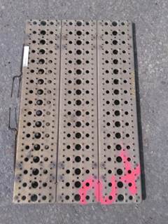 Freightliner Columbia 120 Deck (Catwalk) Step