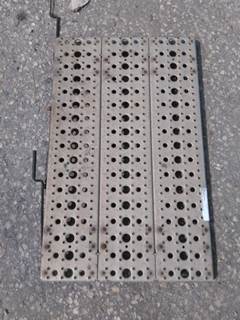 Freightliner Columbia 120 Deck (Catwalk) Step