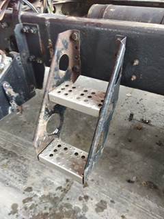 Freightliner FLD112 Frame Step