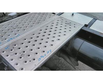 Freightliner M2 106 Frame Step