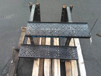 Hino 338 Right Tank Step