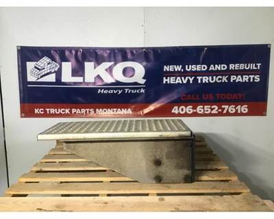 International 9400 Frame Step