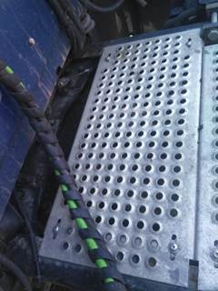 International LT Step