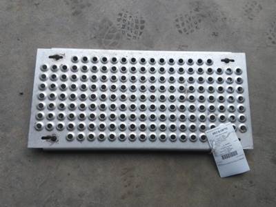 International LT Step