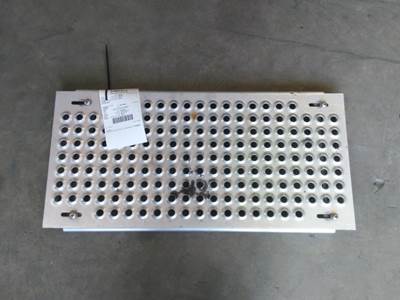 International LT Step