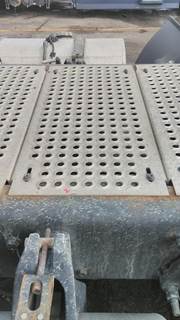 International LT Deck (Catwalk) Step