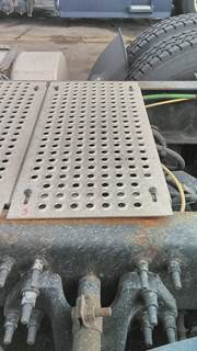 International LT Deck (Catwalk) Step