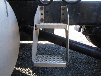 International LT Frame Step