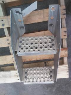 International LT Frame Step