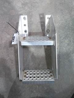 International LT Frame Step