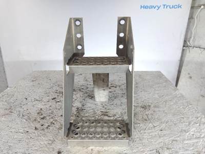 International LT Frame Step