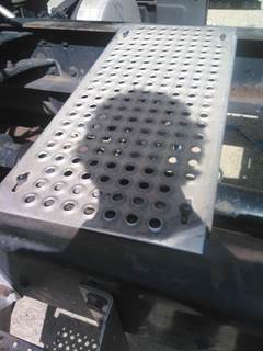 International LT Frame Step