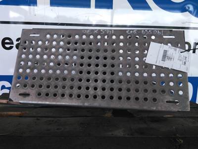 International LT Frame Step