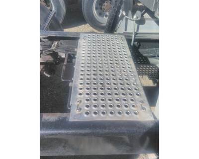 International LT Frame Step