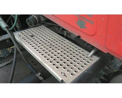 International LT Frame Step