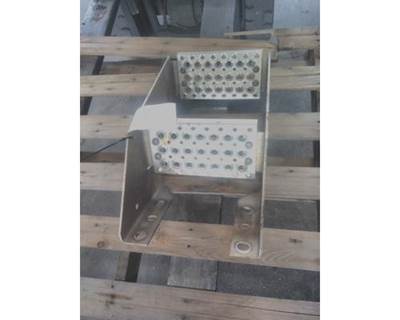 International LT Frame Step