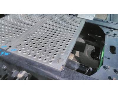 International LT Frame Step