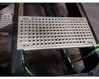 International LT Frame Step