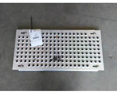 International LT Frame Step