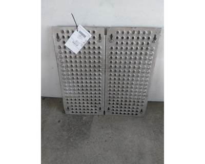 International LT Frame Step