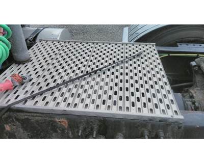 International LT Frame Step