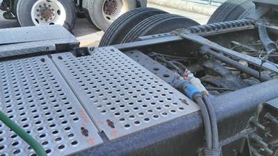 International LoneStar Deck (Catwalk) Step