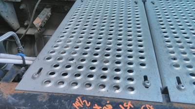 International ProStar Deck (Catwalk) Step for a International PROSTAR 122