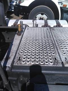 International ProStar Deck (Catwalk) Step for a International PROSTAR 113