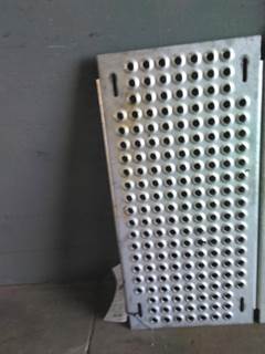 International ProStar Deck (Catwalk) Step for a International PROSTAR 113