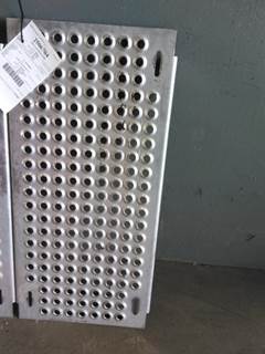 International ProStar Deck (Catwalk) Step for a International PROSTAR 113