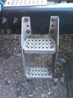 International ProStar Left Frame Step for a International PROSTAR 122