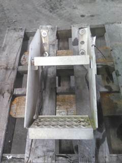 International ProStar Frame Step for a International PROSTAR 113