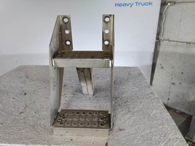 International ProStar Frame Step