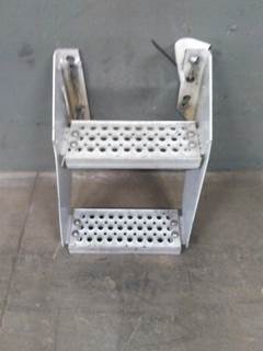 International ProStar Right Frame Step