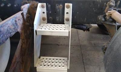 International ProStar Left Frame Step for a International PROSTAR 122